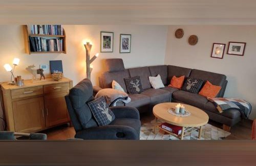 Sankt Andreasberg Apartment | Comfortable Ferienwohnung HEXE: Breakfast & Family-Friendly