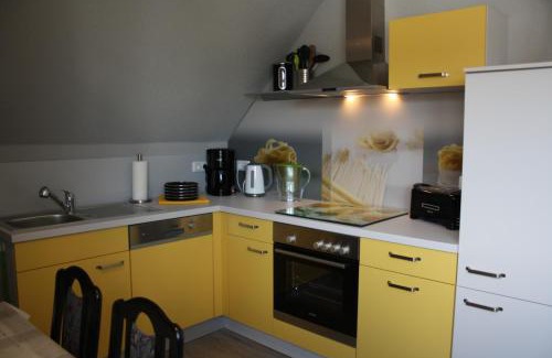 Heiligenhafen Apartment | Comfortable Ferienwohnung Heckel: Highly Rated & Family-Friendly