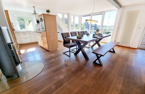 Hilzingen Apartment | Guest Rated 10/10: Family-Friendly Ferienwohnung Heidi