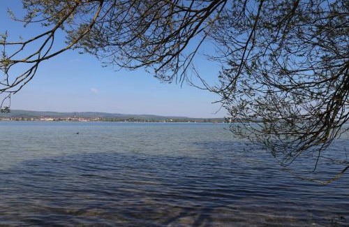 Hilzingen Apartment | Ferienwohnung Heilsbergblick