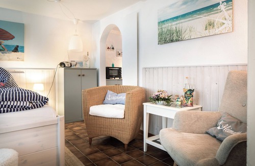 Flensburg Apartment | Historic Captain's House: Perfect Getaway for Two