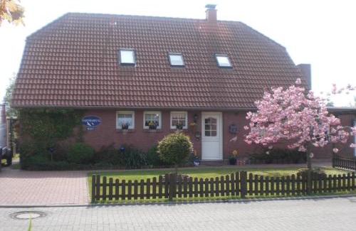 Werdum Apartment | Exceptional Ferienwohnung Heimathafen with Kitchen Amenities