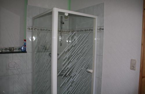 Marlishausen Apartment | Cozy Ferienwohnung Helbing with Pool & Pet-Friendly Amenities