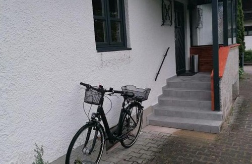 Teisendorf Apartment | Oceanfront Retreat at Ferienwohnung Helli - Rated 9.3/10