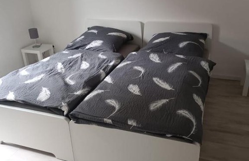 Loxstedt Apartment | Family-Friendly Ferienwohnung Herzberg with Great Reviews