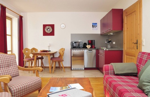 Bad Feilnbach Apartment | Guest Rated 10/10: Ferienwohnung Heuberg for 4 with Balcony