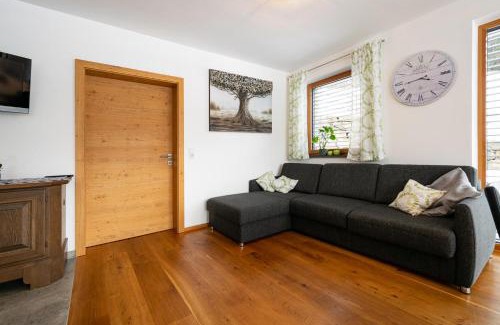 Eben im Pongau Apartment | Family-Friendly Retreat at Ferienwohnung Hinterlehen