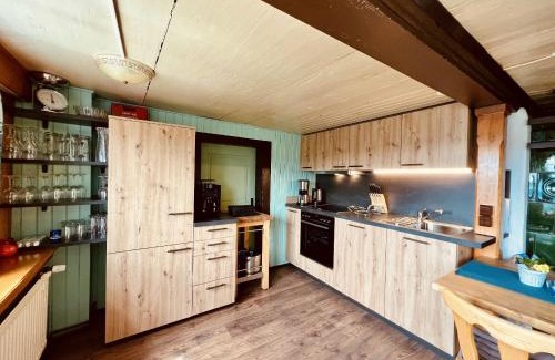 Obersimonswald Apartment | Guest Rated 9.7: Ferienwohnung Hintereck with Hot Tub