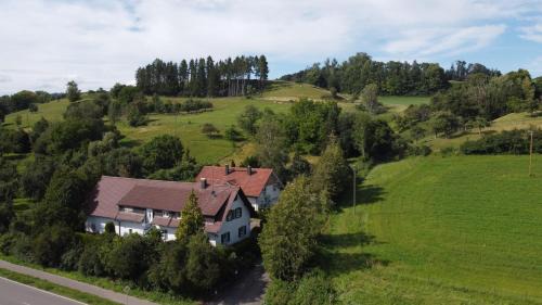 Deggenhausertal Apartment | Family-Friendly Stay at Ferienwohnung Hobbyhof Deggenhausertal