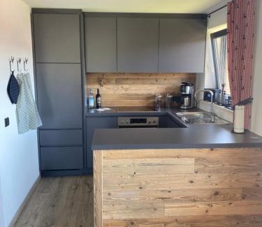 Oberreute Apartment | Oceanfront Retreat at Ferienwohnung Hochgratglück - 4 Stars