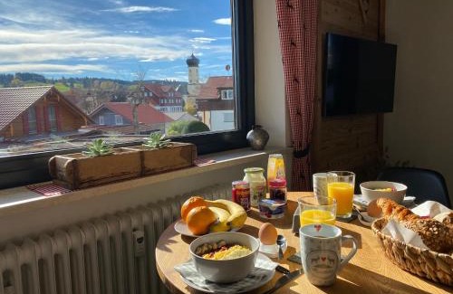 Oberreute Apartment | Oceanfront Retreat at Ferienwohnung Hochgratglück - 4 Stars