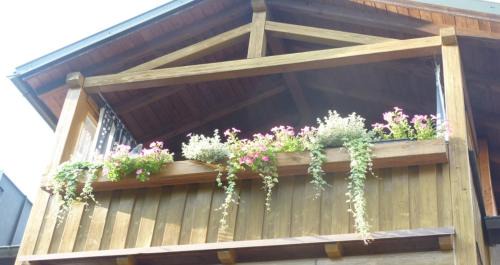 Altotting Apartment | Child-Friendly Retreat at Ferienwohnung Hofer - Rated 9/10