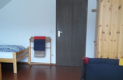 Gemarkung Truchtelfingen Apartment | Ferienwohnung Holdertal, 80qm, 1 Schlafzimmer, max. 5 Personen
