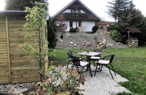 Halberstadt Apartment | Cozy Ferienwohnung Hoppelnase with Private Sauna & Hot Tub