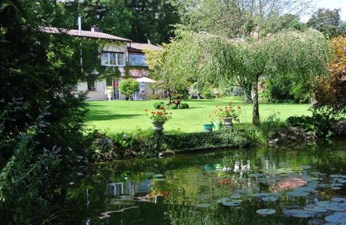Bad Buchau Apartment | Oceanfront Retreat at Ferienwohnung Hummel – Rated 9.2/10