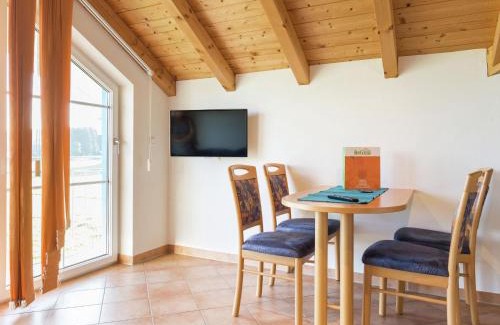 Ingenried House | Inviting Farmhouse in Ingenried with Hot Tub & Solarium