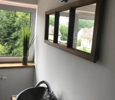 Unterallgau Apartment | Cozy Berghüttenstyle Apartment - Family-Friendly Retreat