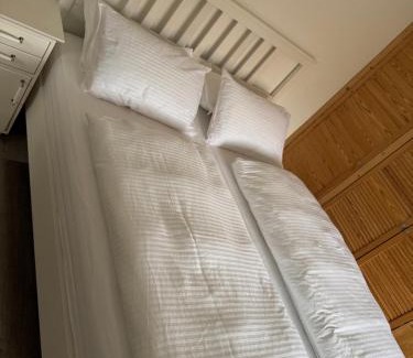 Weil am Rhein Apartment | Family-Friendly Getaway at Ferienwohnung im Dreiländereck