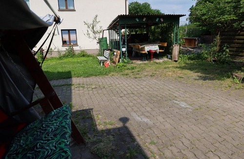 Oberplanitz Apartment | Family-Friendly Retreat in Zwickau Near Robert Schumann
