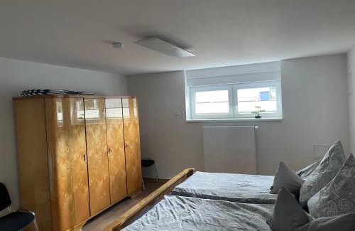 Lebach Apartment | Idyllic Ferienwohnung im Grünen: Family-Friendly Retreat