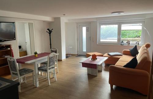 Lebach Apartment | Idyllic Ferienwohnung im Grünen: Family-Friendly Retreat