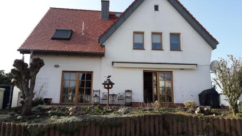 Roedermark Apartment | Family-Friendly Retreat Near Frankfurt in Rödermark