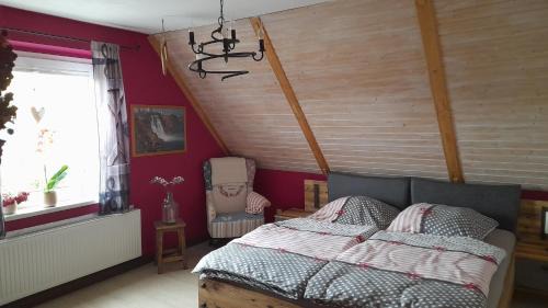 Werda Apartment | Discover Traumhaus: Pet-Friendly Escape with Pool Access