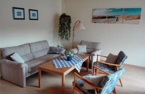 Bodenwerder Apartment | Cozy Apartment in Bodenwerder with Balcony & Family-Friendly