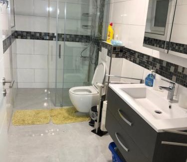 Deisslingen Apartment | Discover Ferienwohnung-Mitarbeiterunterkunft: Perfect for Families