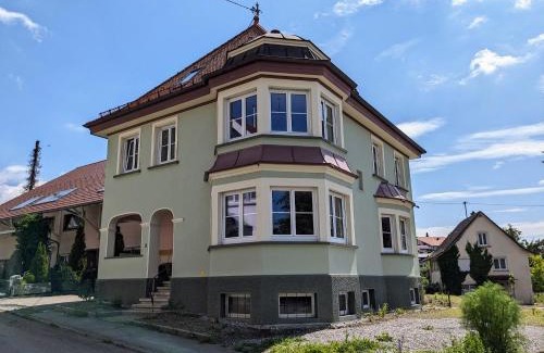 Neukirch Apartment | Elegant Villa Retreat with Restaurant & Family-Friendly Atmosphere