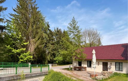 Auern Apartment | Pet-Friendly Ferienwohnung In Auern for Family Getaways