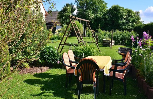 Huttenrode Apartment | Cozy Apartment Steps from Braunlage Ski Resort with Breakfast
