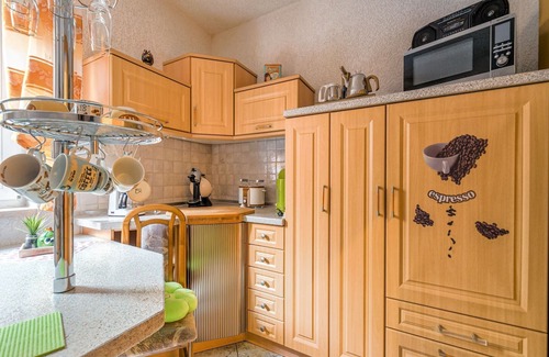 Ilsenburg Apartment | Cozy Apartment in Ilsenburg Near Ski Slopes & Hot Tub