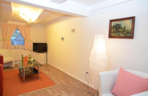 Oberkirchen Apartment | Cozy Apartment Steps from the Ski Area - Family Friendly