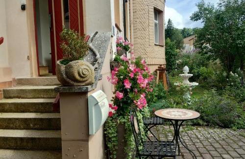Bad Steben Apartment | Art & Culture Retreat: Ferienwohnung in Bad Steben
