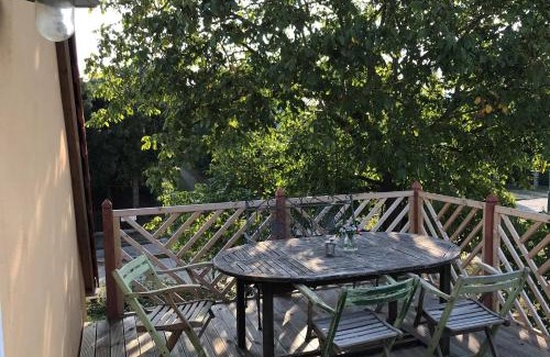 Warnitz Apartment | Idyllic Retreat at Oberuckersee in Uckermark, Rated 8.7/10