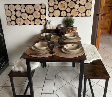 Brockscheid Apartment | Cozy Retreat: Ferienwohnung Opp der Holl with Ocean View