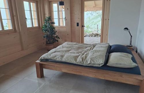 Lauperswil Apartment | Idyllic Retreat at Emmentaler Bauernhaus, Vogelsang – 10/10