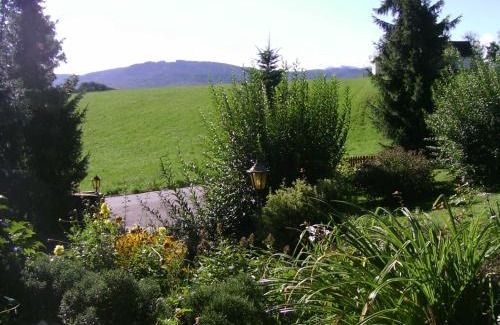 Seewalchen am Attersee House | Pet-Friendly Ferienwohnung in Haidach for Family Getaways