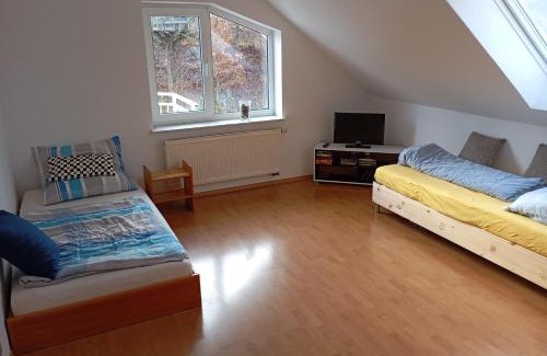 Oberkleen Apartment | Cozy Getaway in Langgöns - Pet-Friendly Retreat Awaits