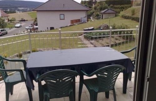 Morbach Apartment | Family-Friendly Ferienwohnung in Morbach with Garden & Grill
