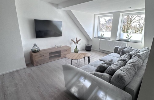 Obernkirchen Apartment | Relaxing Ferienwohnung in Obernkirchen with Spa & Hot Tub