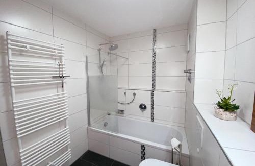 Guenzburg Apartment | Peaceful 2-Bedroom Apartment with Ocean View Amenities
