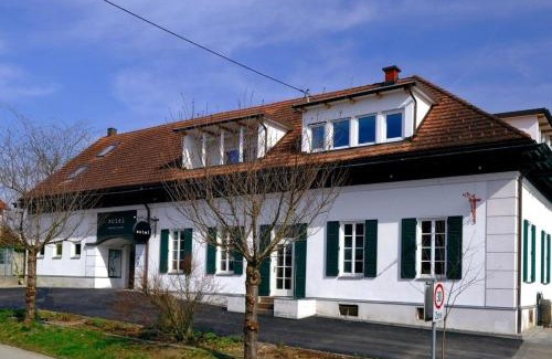 Soechau Apartment | Cozy Söchau Apartment with Terrace and Grill for Families