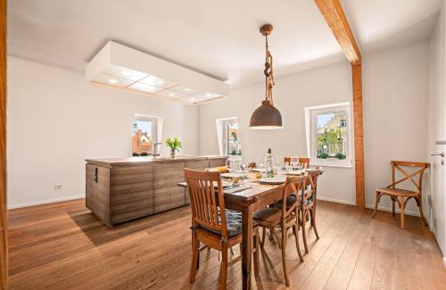 Insel Apartment | Exclusive Insel-Loft Maisonette with Rooftop Terrace Retreat