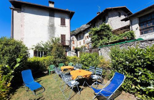Vesio Apartment | Discover Appartamenti Casa Rita - Family-Friendly Retreat
