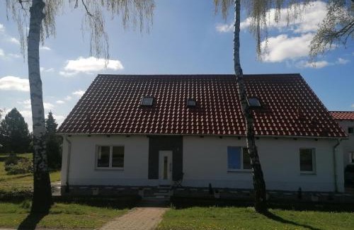 Blumenberg Apartment | Cozy Ferienwohnung IV Sarrebriese with Breakfast & Family Amenities