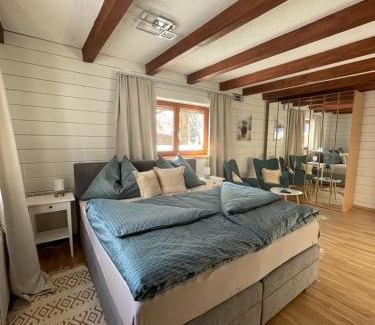 Buerserberg Apartment | Charming Ferienwohnung Jägerheim: Child-Friendly Retreat