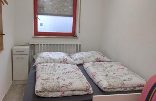 Zirndorf Apartment | Cozy Ferienwohnung J10-5 Near Playmobil Funpark Nürnberg