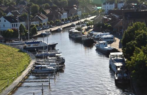 Stapelmoor Apartment | Pet-Friendly Getaway: Ferienwohnung Jaeschke Awaits You